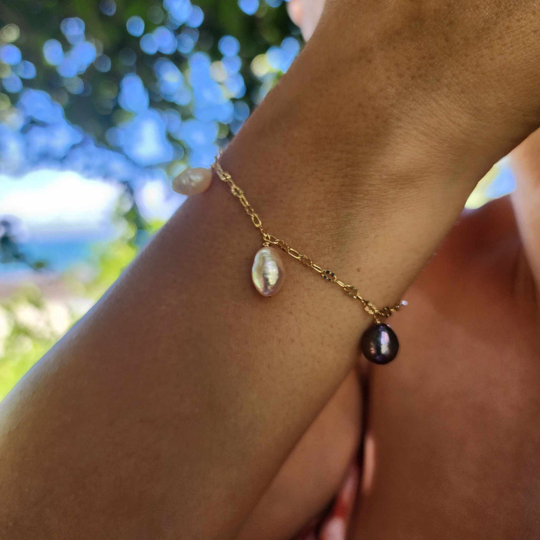 READY TO SHIP Freshwater Pearl Bracelet - 14k Gold Fill FJD$