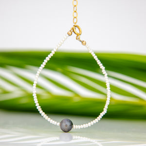 READY TO SHIP Freshwater Pearl Bracelet with Civa Fiji Pearl - 14k Gold Fill FJD$