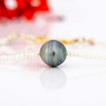 Load image into Gallery viewer, READY TO SHIP Freshwater Pearl Bracelet with Civa Fiji Pearl - 14k Gold Fill FJD$
