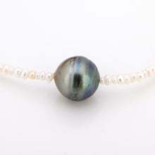 Load image into Gallery viewer, READY TO SHIP Freshwater Pearl Bracelet with Civa Fiji Pearl - 14k Gold Fill FJD$
