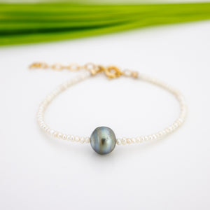 READY TO SHIP Freshwater Pearl Bracelet with Civa Fiji Pearl - 14k Gold Fill FJD$