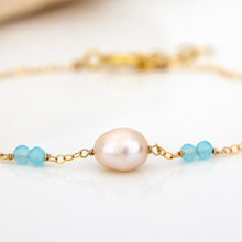 Load image into Gallery viewer, READY TO SHIP  Glass Bead &amp; Freshwater Pearl Bracelet - 14k Gold Fill FJD$
