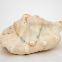 Load image into Gallery viewer, READY TO SHIP  Glass Bead &amp; Freshwater Pearl Bracelet - 14k Gold Fill FJD$
