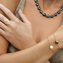 Load image into Gallery viewer, Civa Fiji Pearl Bracelet  - Gold Plated FJD$
