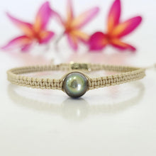 Load image into Gallery viewer, READY TO SHIP Unisex Woven Civa Fiji Pearl Bracelet - FJD$
