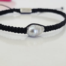 Load image into Gallery viewer, READY TO SHIP Unisex Woven Civa Fiji Pearl Bracelet - FJD$
