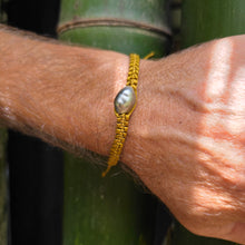 Load image into Gallery viewer, READY TO SHIP Unisex Woven Civa Fiji Pearl Bracelet - FJD$
