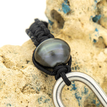 Load image into Gallery viewer, READY TO SHIP Unisex Woven Civa Fiji Pearl Bracelet - FJD$
