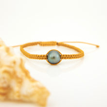 Load image into Gallery viewer, READY TO SHIP Unisex Woven Civa Fiji Pearl Bracelet - FJD$
