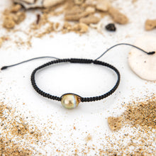 Load image into Gallery viewer, READY TO SHIP Unisex Civa Fiji Pearl Bracelet - FJD$
