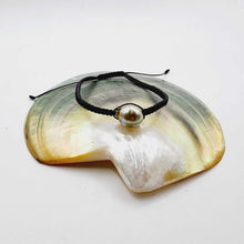 Load image into Gallery viewer, READY TO SHIP Unisex Civa Fiji Pearl Bracelet - FJD$
