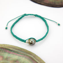 Load image into Gallery viewer, READY TO SHIP Unisex Woven Civa Fiji Pearl Bracelet - FJD$
