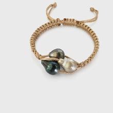 Load image into Gallery viewer, Pearl trio bracelet with white background
