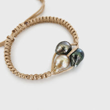 Load image into Gallery viewer, Pearl trio bracelet with white background
