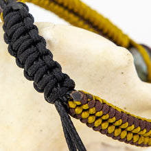 Load image into Gallery viewer, Unisex Woven Civa Fiji Pearl Bracelet - FJD$
