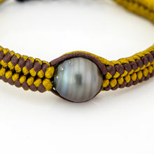 Load image into Gallery viewer, Unisex Woven Civa Fiji Pearl Bracelet - FJD$
