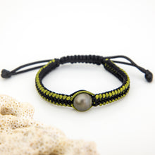 Load image into Gallery viewer, Unisex Woven Civa Fiji Pearl Bracelet - FJD$
