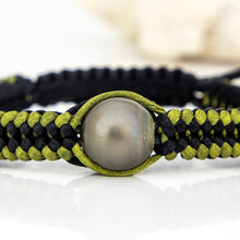 Load image into Gallery viewer, Unisex Woven Civa Fiji Pearl Bracelet - FJD$
