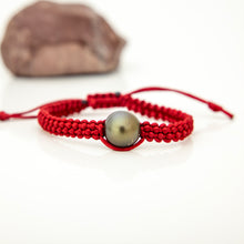 Load image into Gallery viewer, READY TO SHIP Unisex Woven Civa Fiji Pearl Bracelet - FJD$
