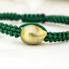 Load image into Gallery viewer, READY TO SHIP Unisex Woven Civa Fiji Pearl Bracelet - FJD$
