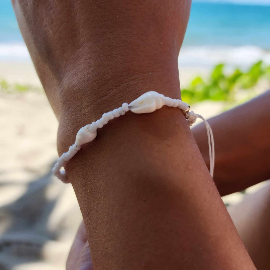 READY TO SHIP Shell & Bead Adjustable Bracelet - FJD$