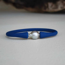 Load image into Gallery viewer, READY TO SHIP Unisex Civa Fiji Pearl Bracelet - Soft Stretch Rubber FJD$
