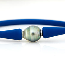 Load image into Gallery viewer, READY TO SHIP Unisex Civa Fiji Pearl Bracelet - Soft Stretch Rubber FJD$
