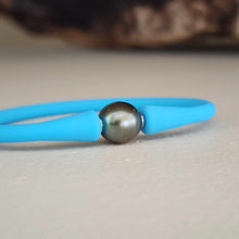 Load image into Gallery viewer, READY TO SHIP Unisex Civa Fiji Pearl Bracelet - Soft Stretch Rubber FJD$
