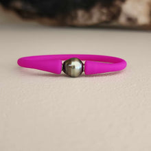 Load image into Gallery viewer, READY TO SHIP Unisex Civa Fiji Pearl Bracelet - Soft Stretch Rubber FJD$
