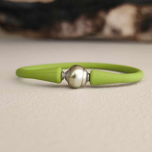 Load image into Gallery viewer, READY TO SHIP Unisex Civa Fiji Pearl Bracelet - Soft Stretch Rubber FJD$
