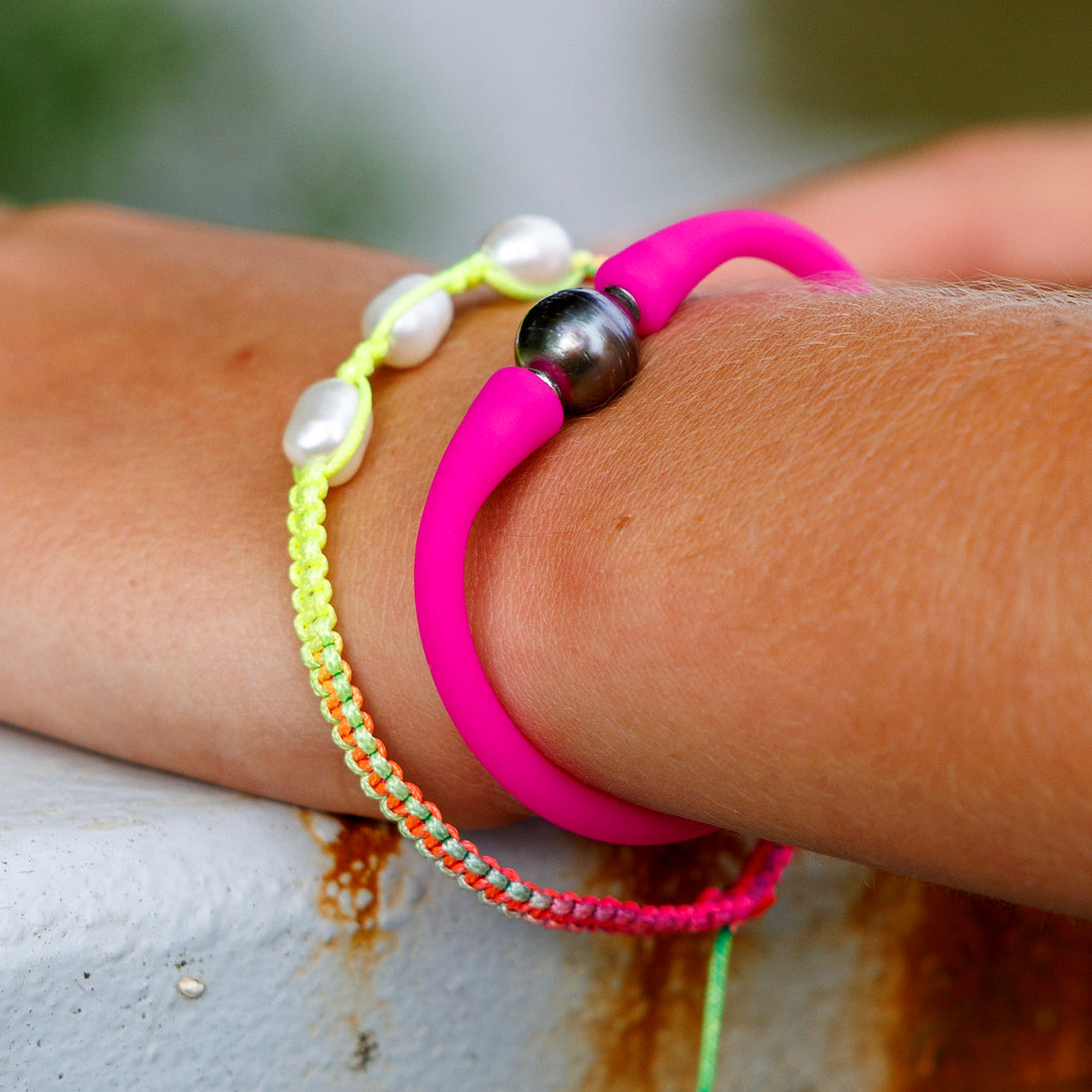 READY TO SHIP Unisex Civa Fiji Pearl Bracelet - Soft Stretch Rubber FJD$