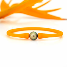 Load image into Gallery viewer, READY TO SHIP Unisex Civa Fiji Pearl Bracelet - Soft Stretch Rubber FJD$
