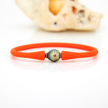 Load image into Gallery viewer, READY TO SHIP Unisex Civa Fiji Pearl Bracelet - Soft Stretch Rubber FJD$

