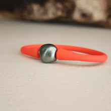 Load image into Gallery viewer, READY TO SHIP Unisex Civa Fiji Pearl Bracelet - Soft Stretch Rubber FJD$
