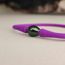 Load image into Gallery viewer, READY TO SHIP Unisex Civa Fiji Pearl Bracelet - Soft Stretch Rubber FJD$
