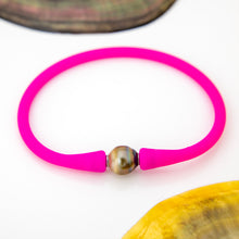 Load image into Gallery viewer, READY TO SHIP Unisex Civa Fiji Pearl Bracelet - Soft Stretch Rubber FJD$
