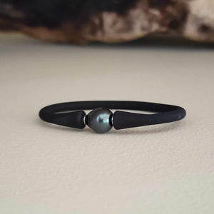 READY TO SHIP Unisex Civa Fiji Pearl Bracelet - Soft Stretch Rubber FJD$