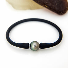 Load image into Gallery viewer, READY TO SHIP Unisex Civa Fiji Pearl Bracelet - Soft Stretch Rubber FJD$
