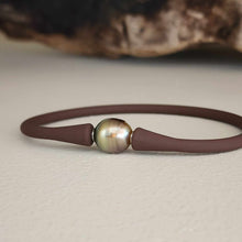 Load image into Gallery viewer, READY TO SHIP Unisex Civa Fiji Pearl Bracelet - Soft Stretch Rubber FJD$
