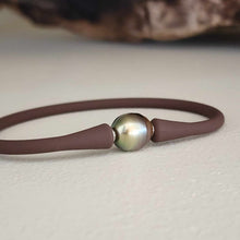 Load image into Gallery viewer, READY TO SHIP Unisex Civa Fiji Pearl Bracelet - Soft Stretch Rubber FJD$
