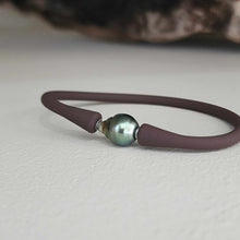 Load image into Gallery viewer, READY TO SHIP Unisex Civa Fiji Pearl Bracelet - Soft Stretch Rubber FJD$

