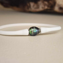Load image into Gallery viewer, READY TO SHIP Unisex Civa Fiji Pearl Bracelet - Soft Stretch Rubber FJD$
