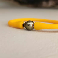 READY TO SHIP Unisex Civa Fiji Pearl Bracelet - Soft Stretch Rubber FJD$