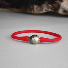 Load image into Gallery viewer, READY TO SHIP Unisex Civa Fiji Pearl Bracelet - Soft Stretch Rubber FJD$
