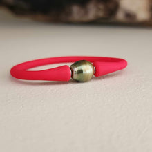Load image into Gallery viewer, READY TO SHIP Unisex Civa Fiji Pearl Bracelet - Soft Stretch Rubber FJD$
