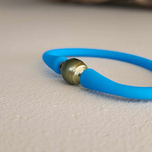 Load image into Gallery viewer, READY TO SHIP Unisex Civa Fiji Pearl Bracelet - Soft Stretch Rubber FJD$
