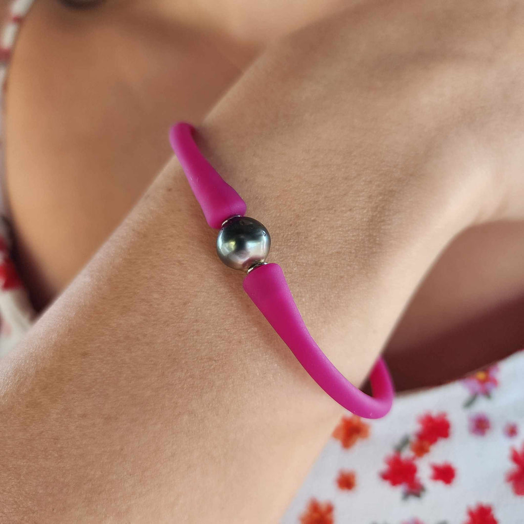READY TO SHIP Unisex Civa Fiji Pearl Bracelet - Soft Stretch Rubber FJD$