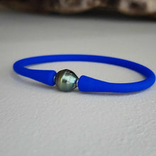Load image into Gallery viewer, READY TO SHIP Unisex Civa Fiji Pearl Bracelet - Soft Stretch Rubber FJD$
