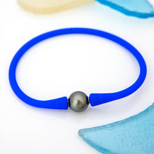 Load image into Gallery viewer, READY TO SHIP Unisex Civa Fiji Pearl Bracelet - Soft Stretch Rubber FJD$
