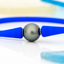 Load image into Gallery viewer, READY TO SHIP Unisex Civa Fiji Pearl Bracelet - Soft Stretch Rubber FJD$
